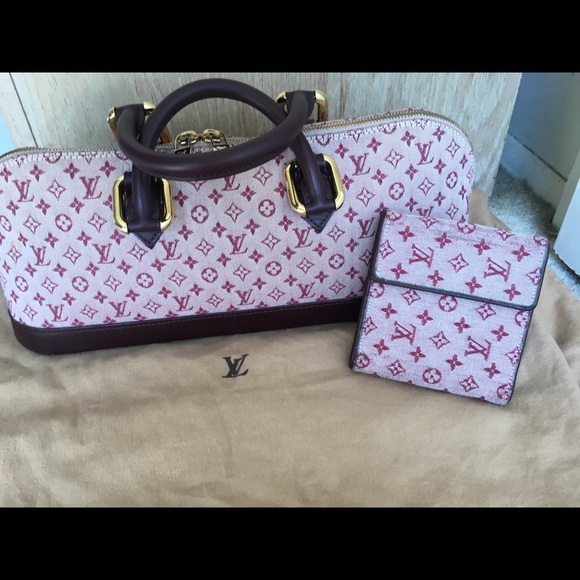 Louis Vuitton Handbags - SOLD